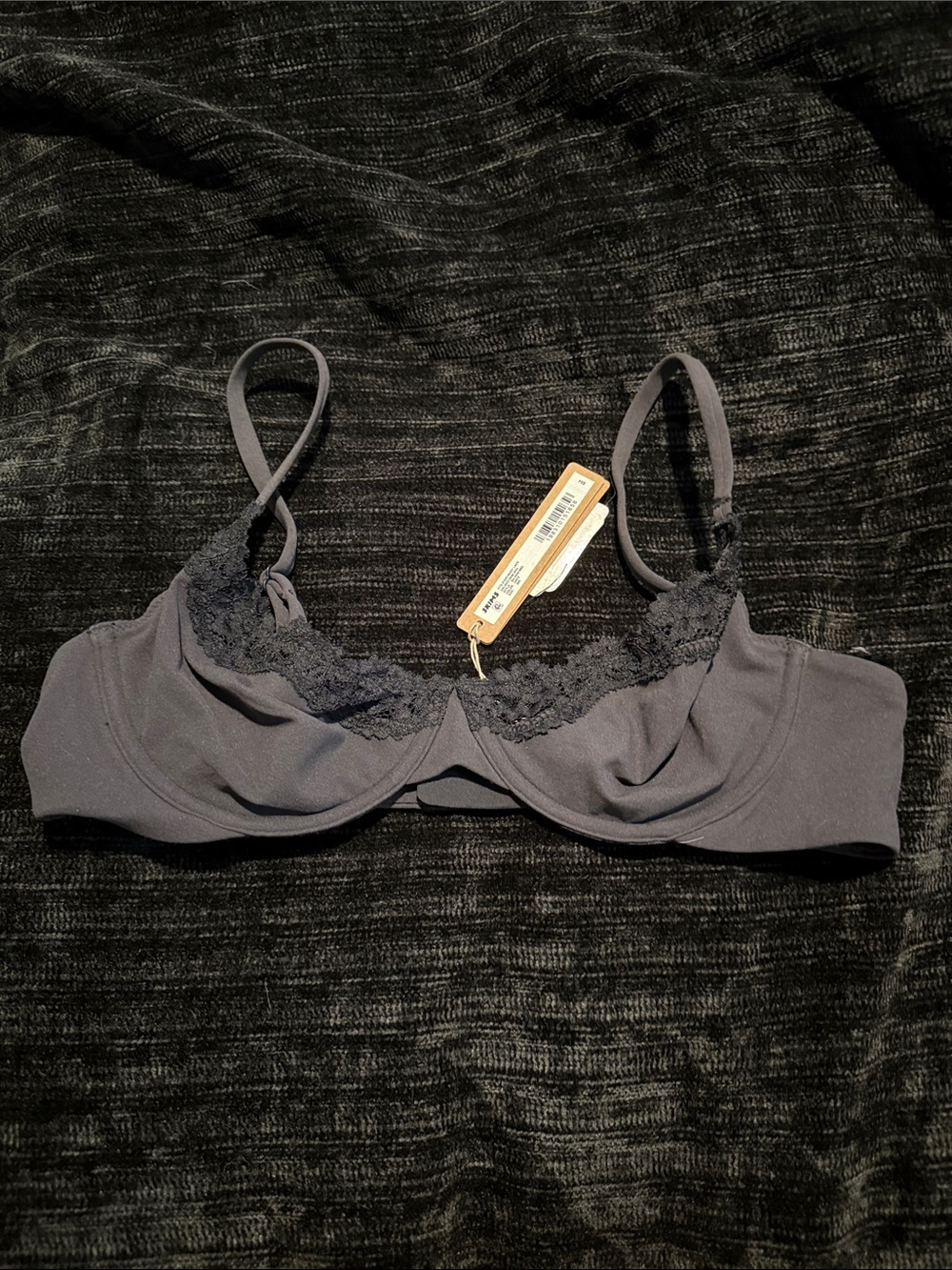SKIMS Fits Everbody Lace Unlined Demi Bra